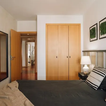 Ascou - 3 Bedrooms In Parque Nacoes * Лісабон