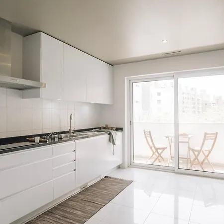 Ascou - 3 Bedrooms In Parque Nacoes Апартаменты *