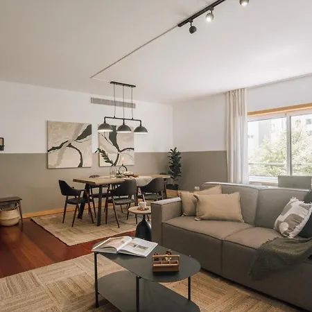 Ascou - 3 Bedrooms In Parque Nacoes